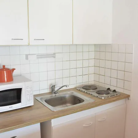 Appartement Studio Cap D'agde, 1 Pièce, 2 Personnes - Fr-1-249-319